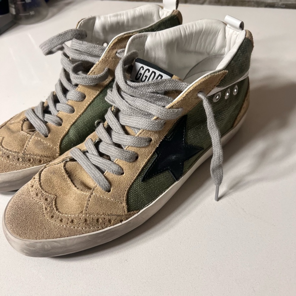 Golden Goose Mid Star Sneakers in White and Green - Picture 6 of 10